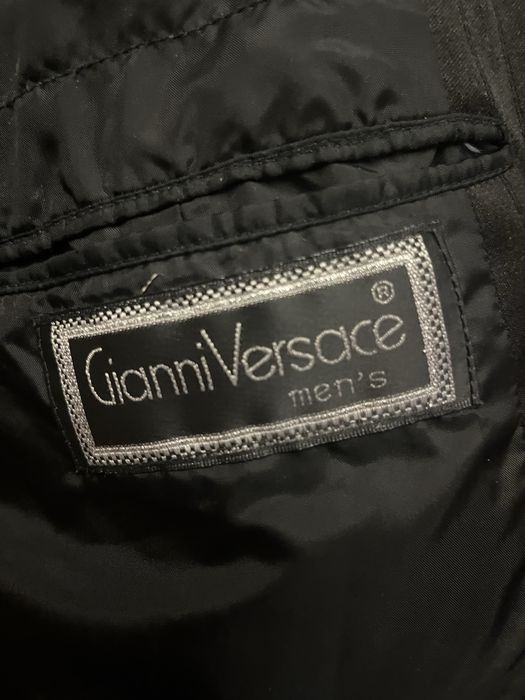 Костюм чоловічий,54р.та плащ