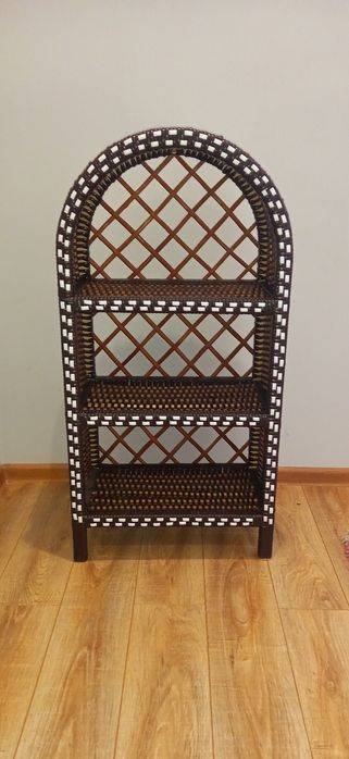 Етажерка  Полиця