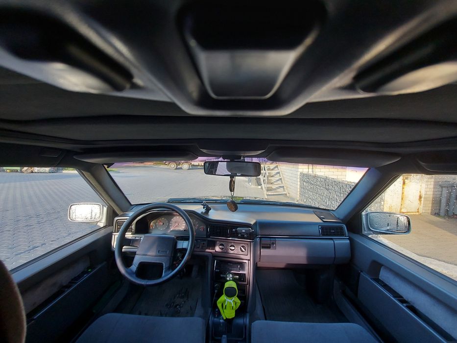 Volvo 960 надійний автомобіль