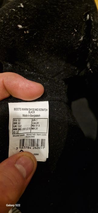 Używane Buty śniegowce czarne  Quechua.R32
Długość wkładki  20cm