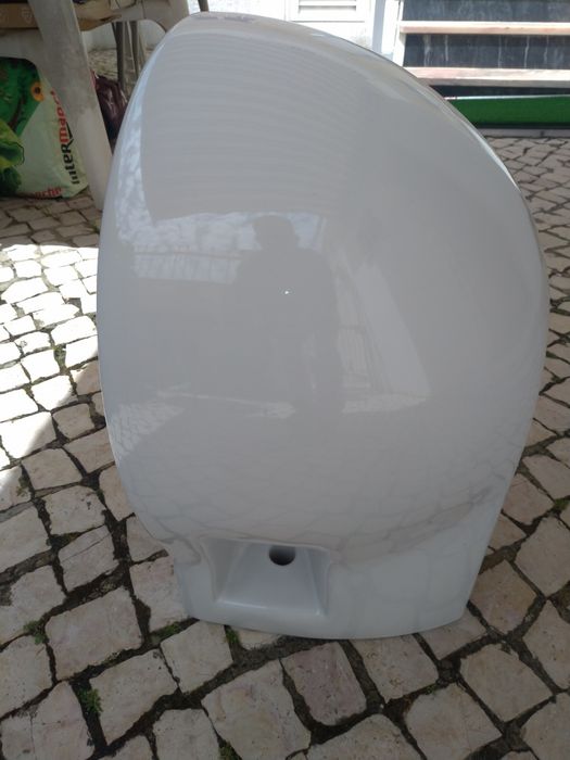 Bidé para fixação á parede
