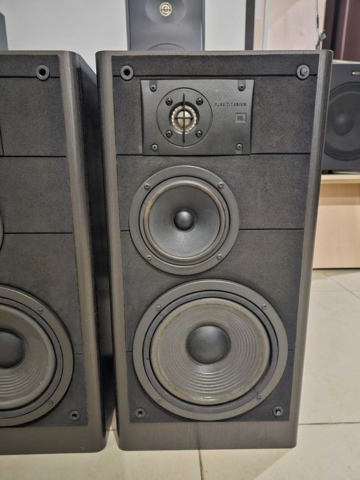 Акустична система JBL LX 44G 3-смуги