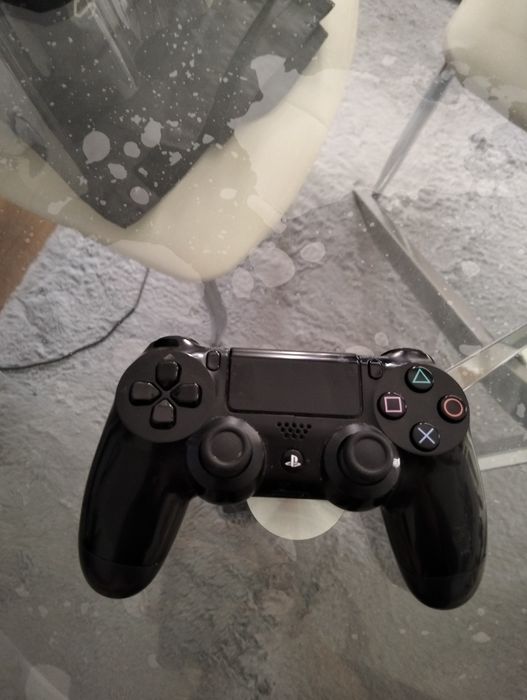 Comando ps4 em bom estado