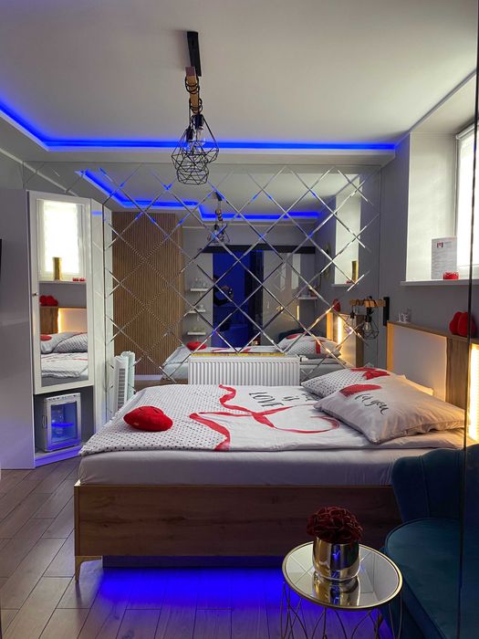 Apartament "Love" Centrum z dużą wanną dla Dwojga Gniezno