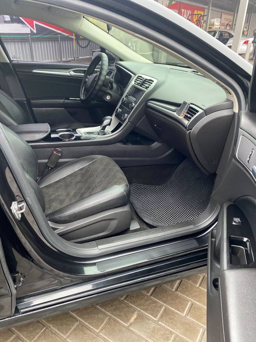 Продам Ford Fusion