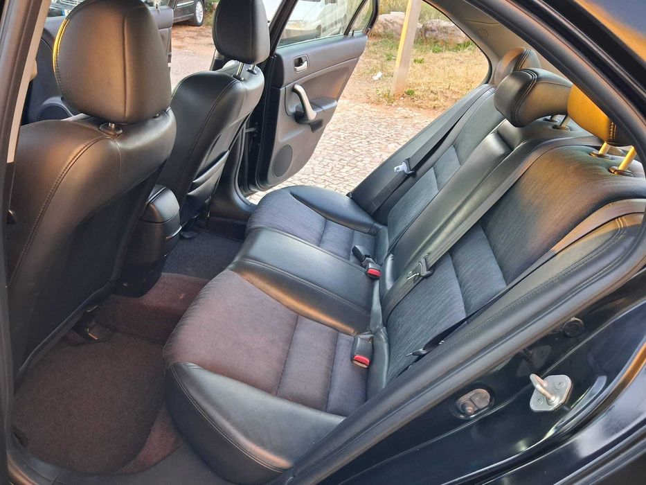 Honda Accord 2.2 CDTI