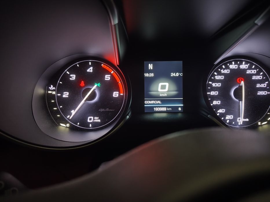 Alfa Romeo Giulia — fotografia 4