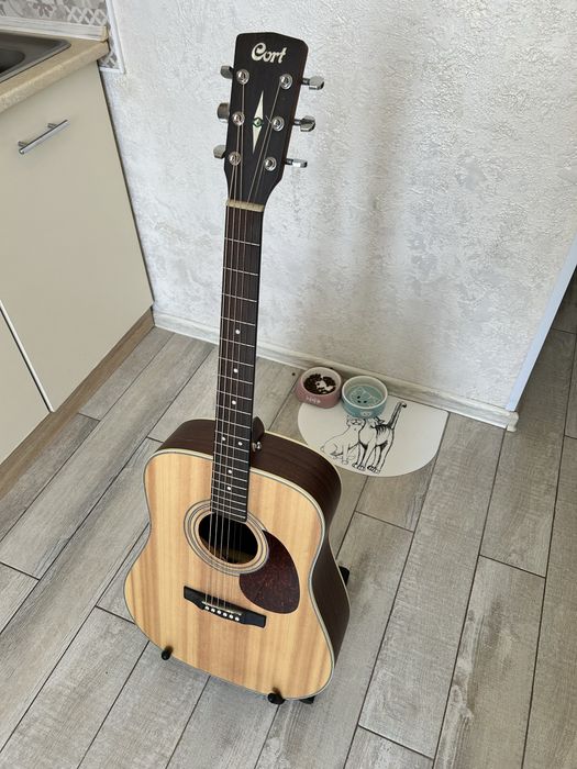 Акустична гітара Cort Earth 70
