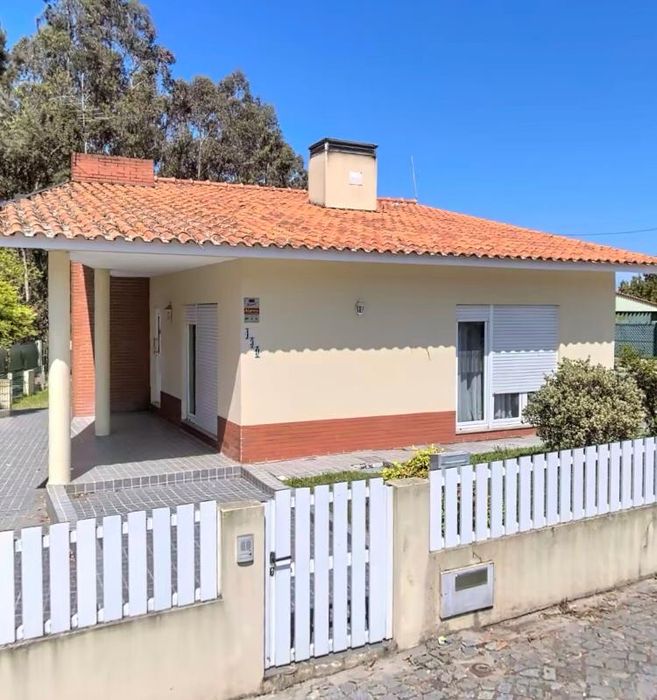 Vendo moradia térrea
