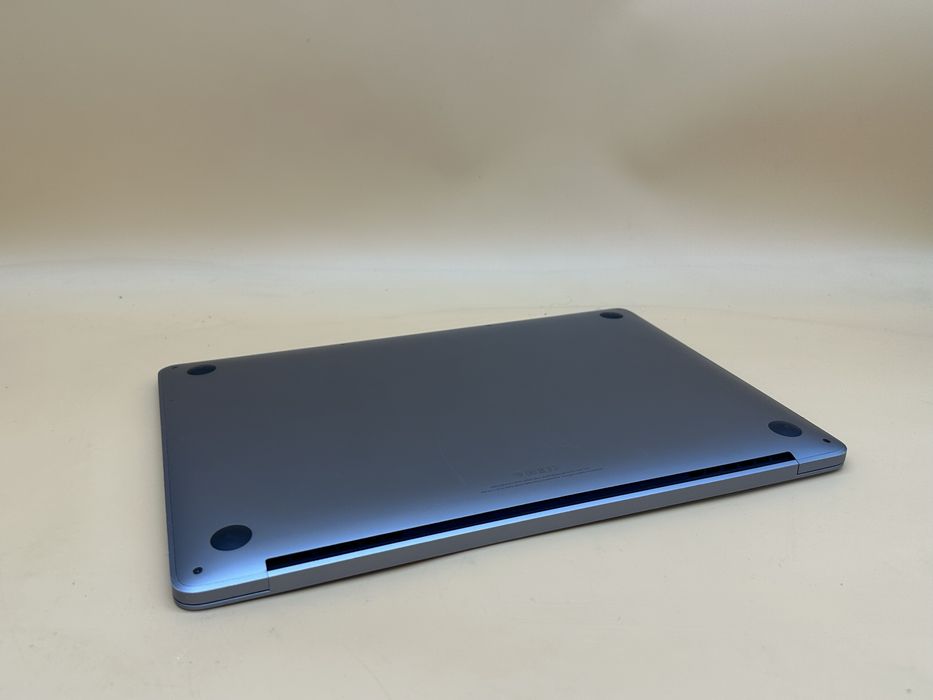 Macbook pro 2020 m1 512 gb ssd 8gb