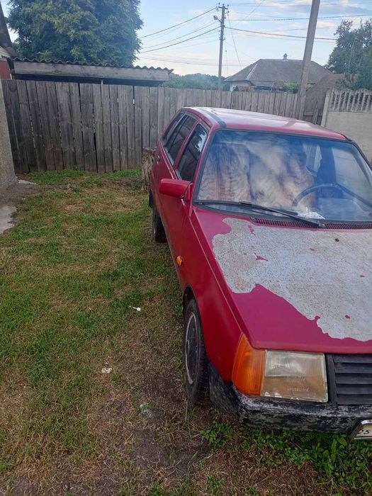 Продам автомобіль Таврія Дана