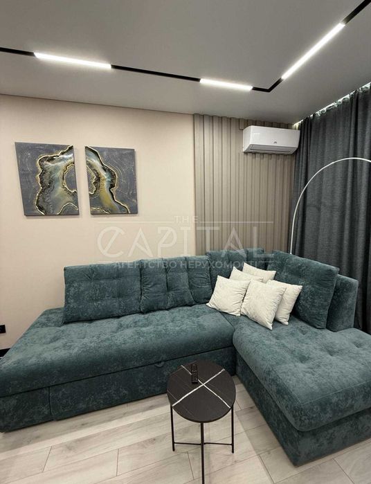 Продажа квартиры ул. Кадетский Гай, ЖК Медовый, Соломенский р-н