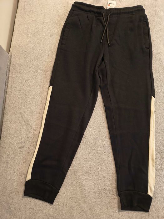 Spodnie dresowe r.S - Sinsey