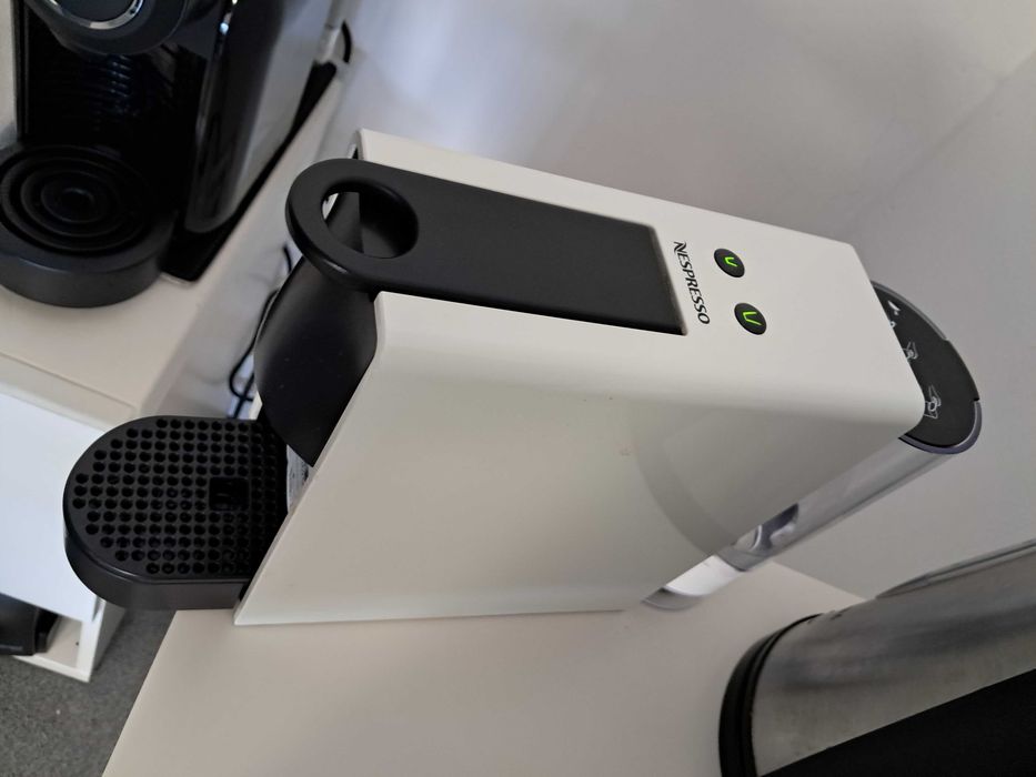 Nespresso Citiz branca