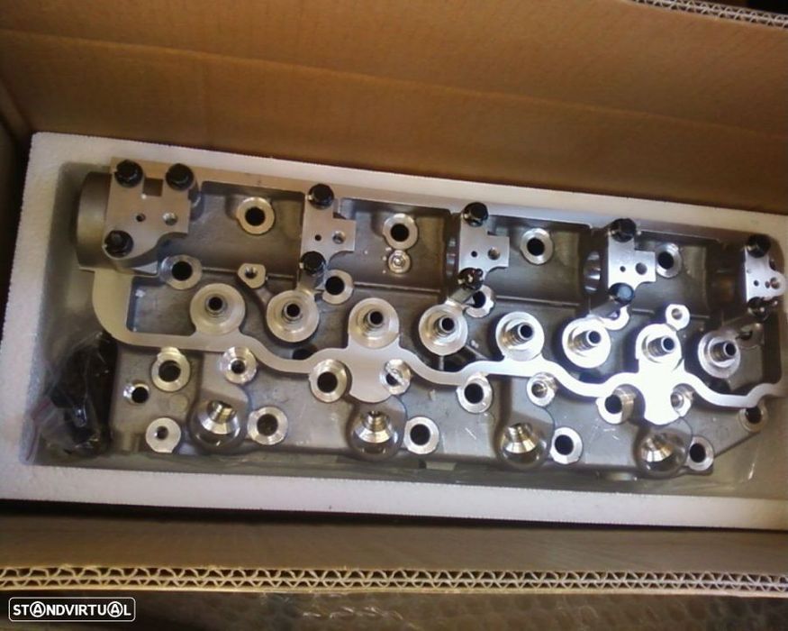 cabeça motor Hyundai H1 2.5td d4bh MD348983 MD185926