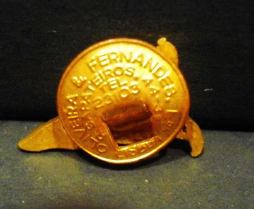 Antigos alfinetes de peito - Pin's