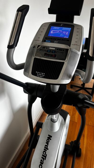 Elíptica Nordtrack em ótimo estado