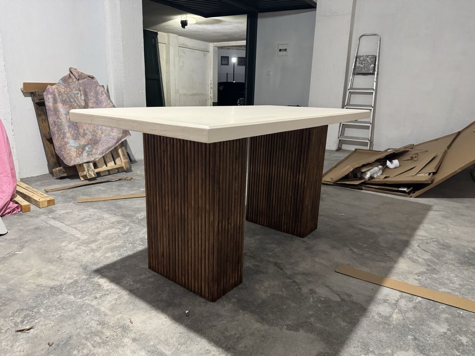 Mesa de sala nova