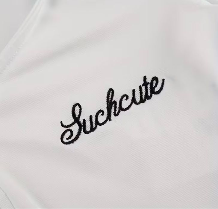 Топ-толстовка з рюшами та мереживом на рукавах