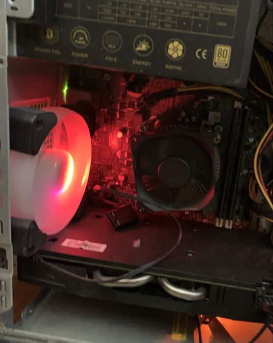 Ігровий компʼютер. Рх 580 8 гб