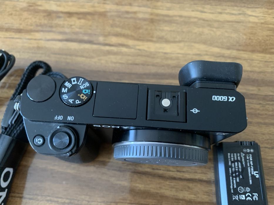 Sony Alpha 6000 фотоапарати купити на OLX.ua