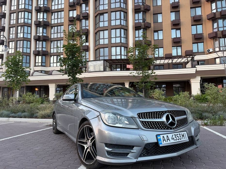 Mercedes-Benz C-Class 2014 VIN WDDGJ4HB2FG371207 фото оголошення 14 з 15