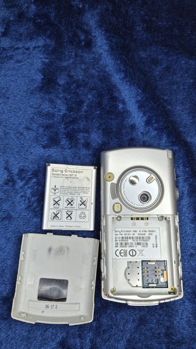смартфон Sony Ericsson P990i