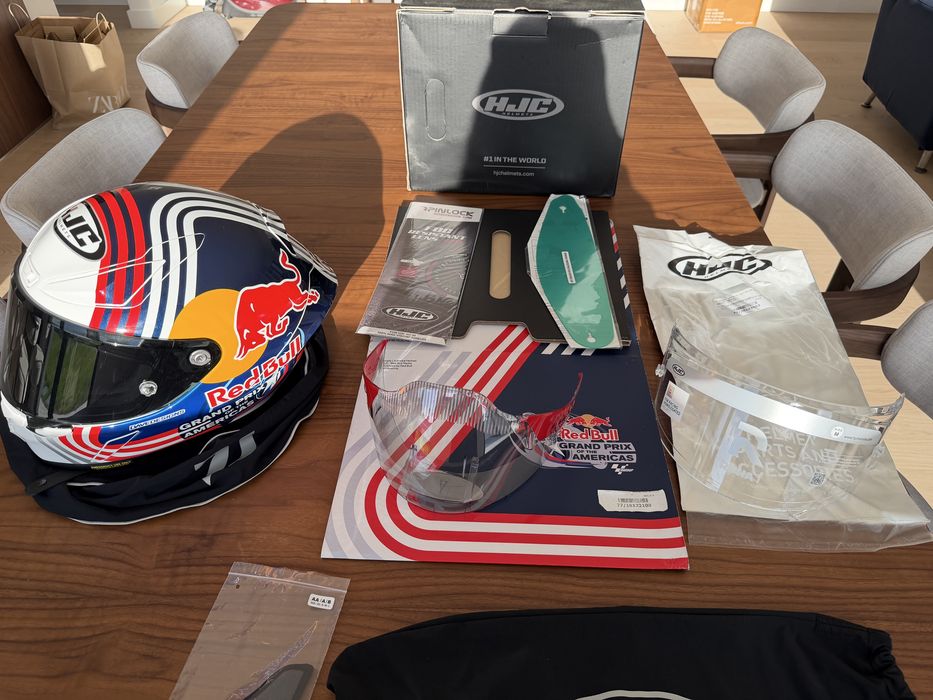 Capacete HJC RPHA 1 – Edição Red Bull | Tamanho M (57–58) | Como Novo