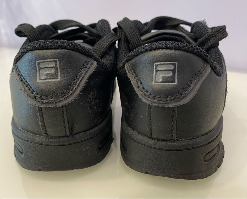 Кросівки шкіряні