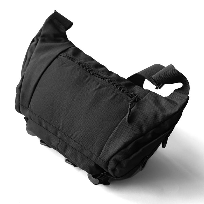 Нагрудна поясна сумка бананка тактична Armor чорна