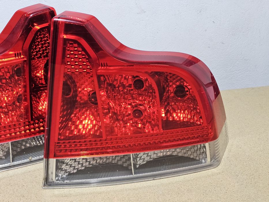 Lampa tylna lewa lub prawa Volvo S60 2004 do 2008