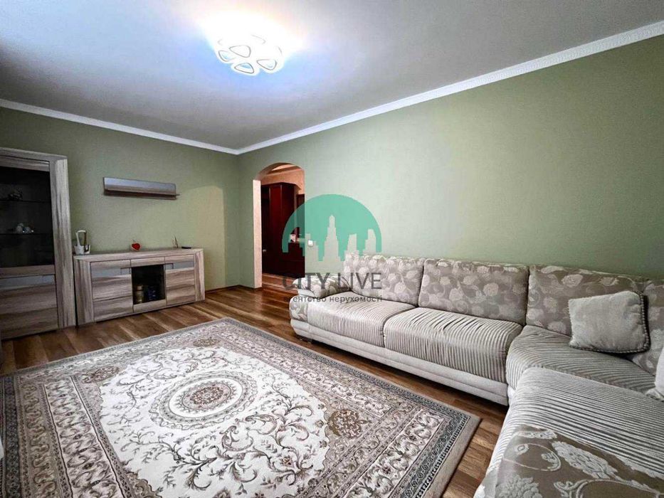 Простора 3-кімнатна квартира в затишному районі міста -Каскад (38)