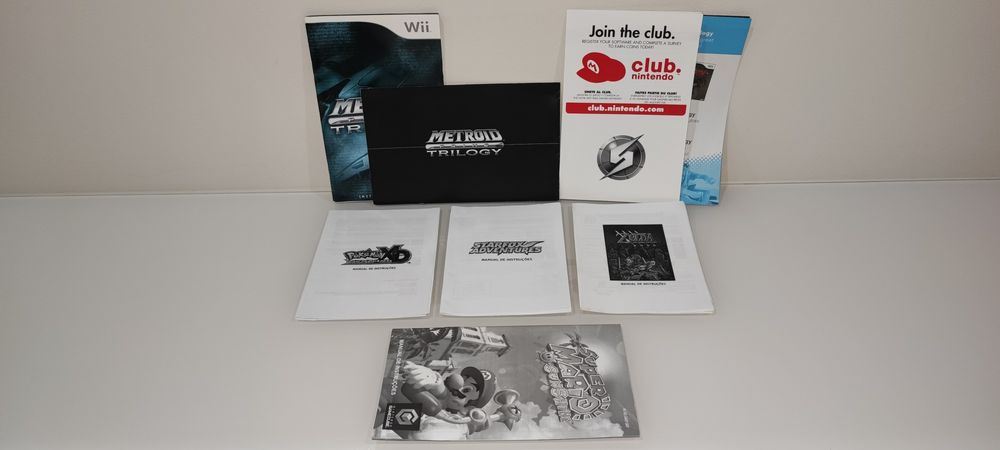 Vendo Manuais e Inserts de jogos das consolas Nintendo GameCube e Wii!
