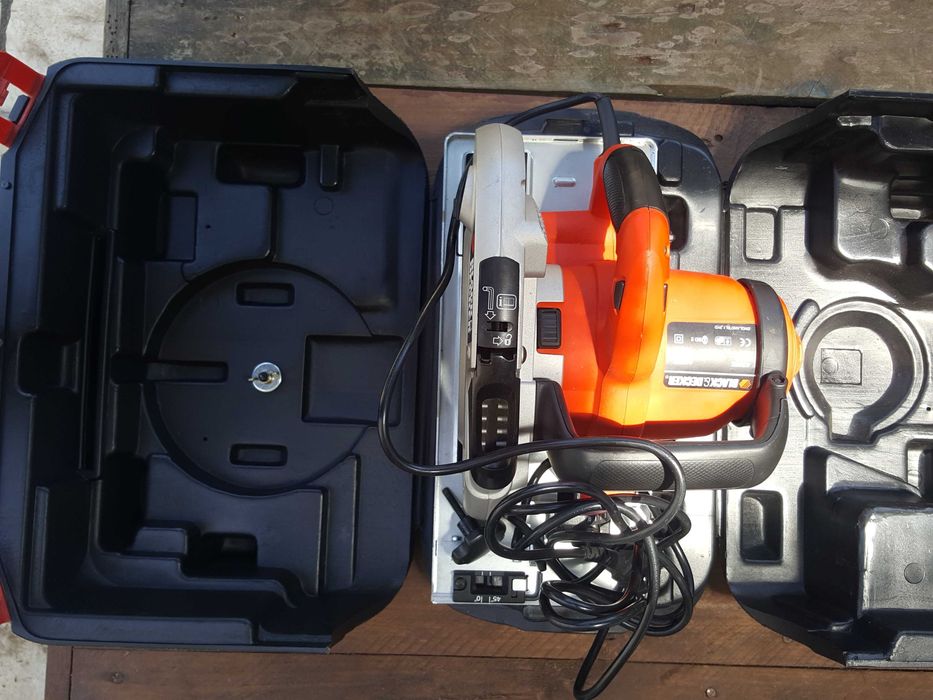 Serra circular Black & Decker
