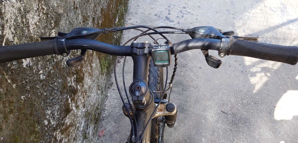 2 Bicicletas (Astro Viper e outra)