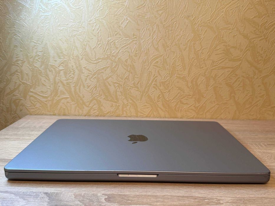 MacBook Pro 16 m1 pro 2021 32 500 gb