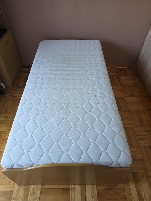 Łóżko 90x200 + materac + stelaż + 2 szuflady – komplet