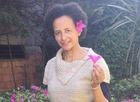 Profissional de limpeza e higienização em casas particulares.