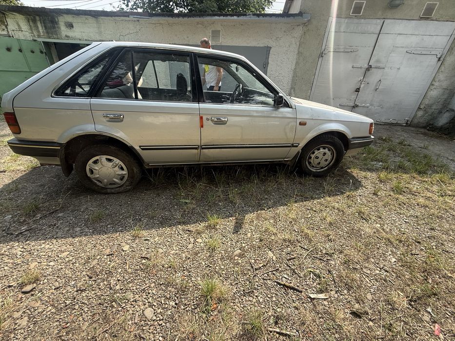 Продам Mazda 323