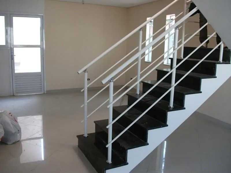 Remodelação, Caleiras, Telhados, Capoto , Eletricista, Serralheiro e P