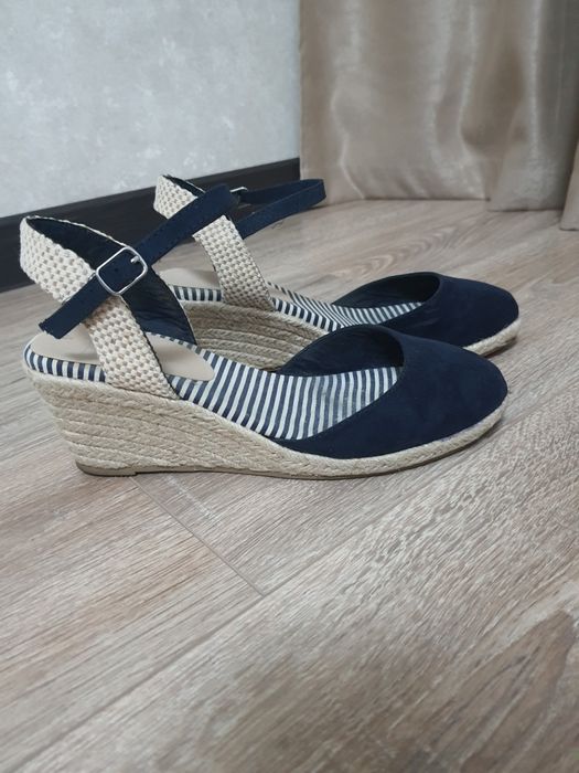 Босоножки Marks&Spenser