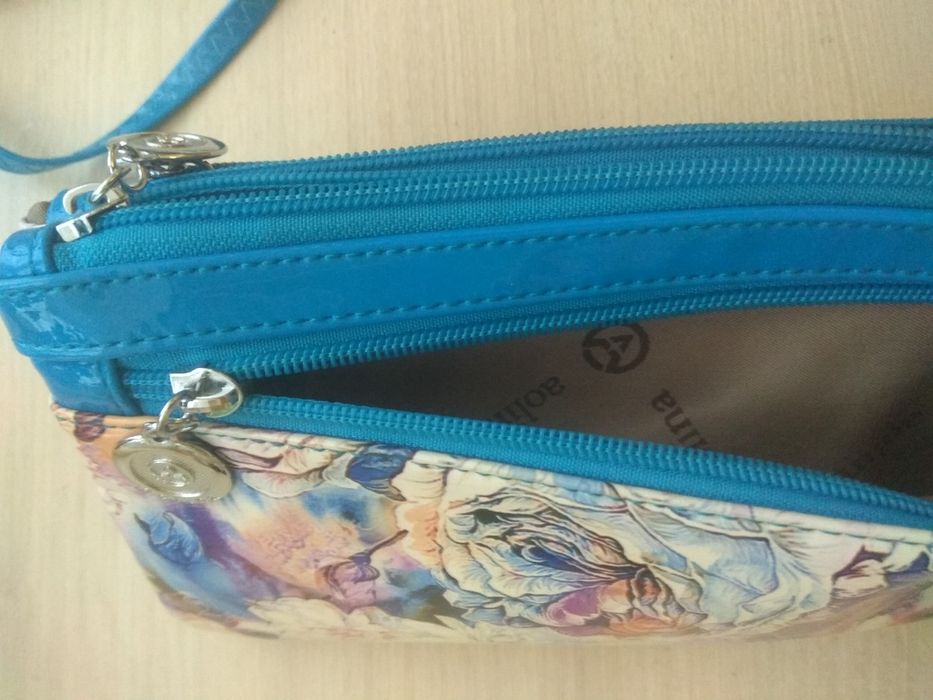 Маленькая сумочка кроссбоди. Клатч с двумя съёмными ремешками