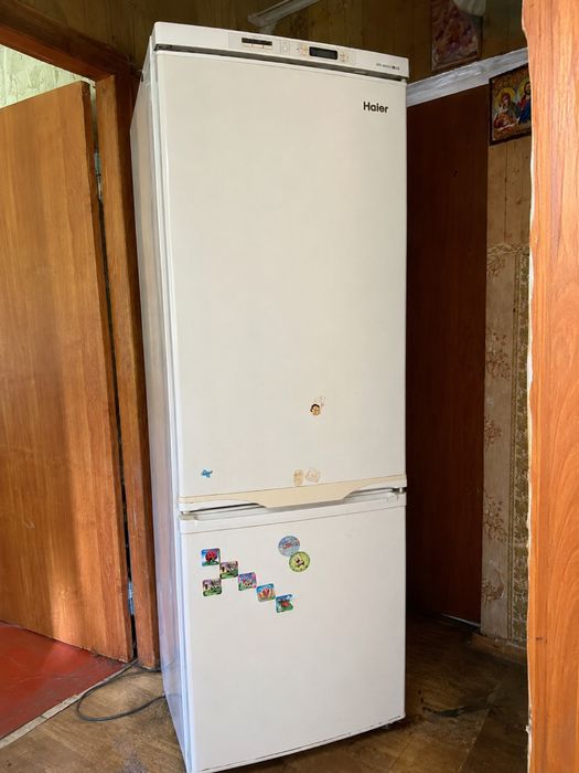 Продам холодильники Haier и LG  б/у