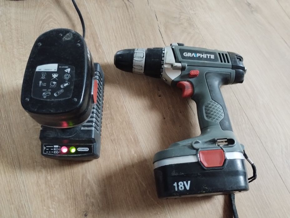 Wkrętarka Graphite 58G127 18V walizka ładowarka dwie baterie