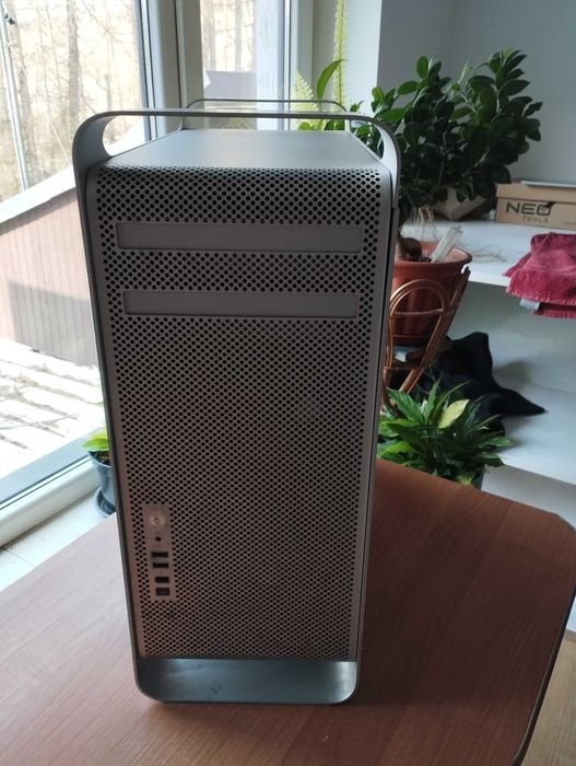 Komputer APPLE MAC PRO A1186 na części (2)