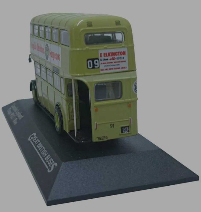 Коллекционная модель автобуса Lincoln Leyland Titan PD2/Roe от Atlas Editions.  Модель в масштабе 1:76.