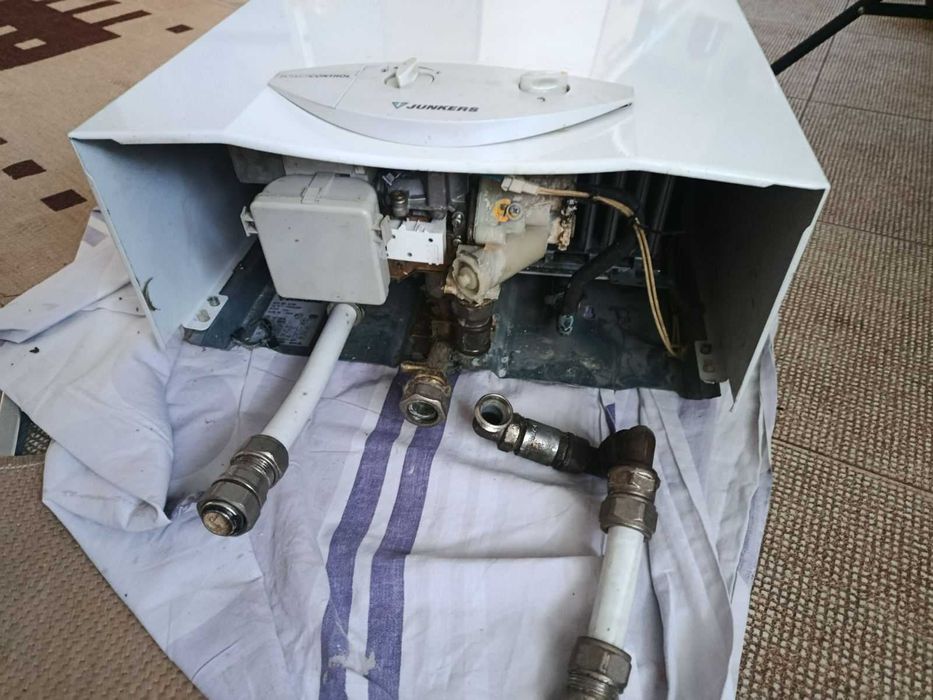 Продам колонку газову JUNKERS WR15