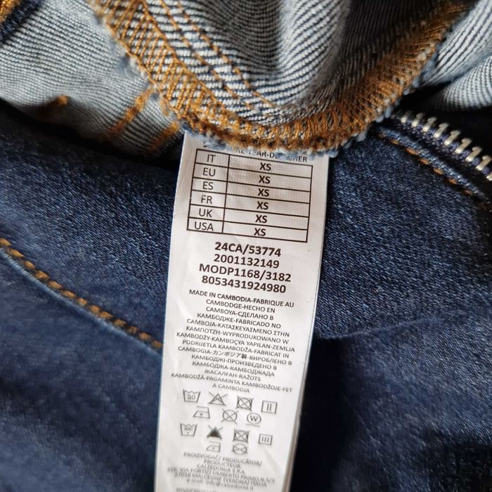 Damskie jeansy o kroju dzwonów Calzedonia