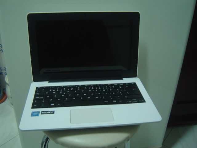 Portatil LEAP Classmate Pc T304p com ecrã led hd 11.6 peças