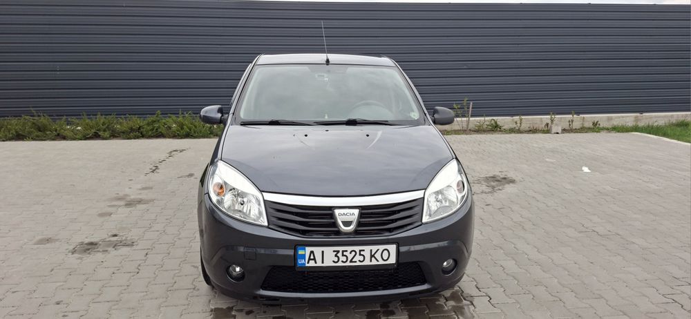 Продам Дачія Сандеро/ Dacia Sandero 2009